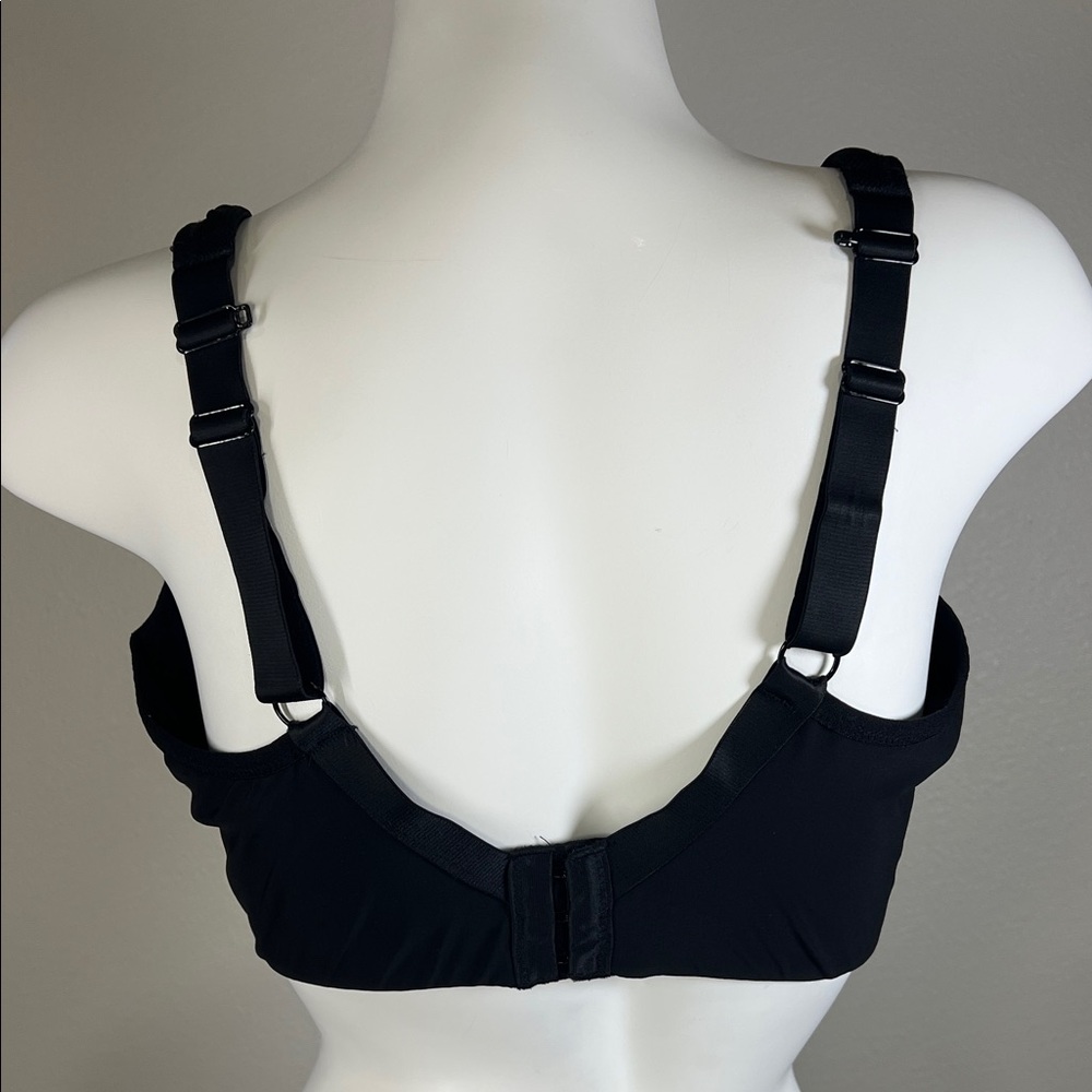 Torrid Active Black Full-Coverage Sports Bra 40DD - Picture 5 of 11